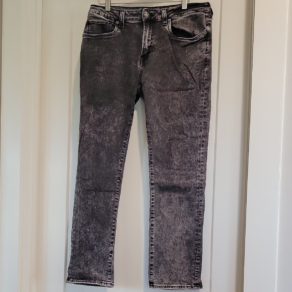Slim Straight Men's Jeans in Washed Black